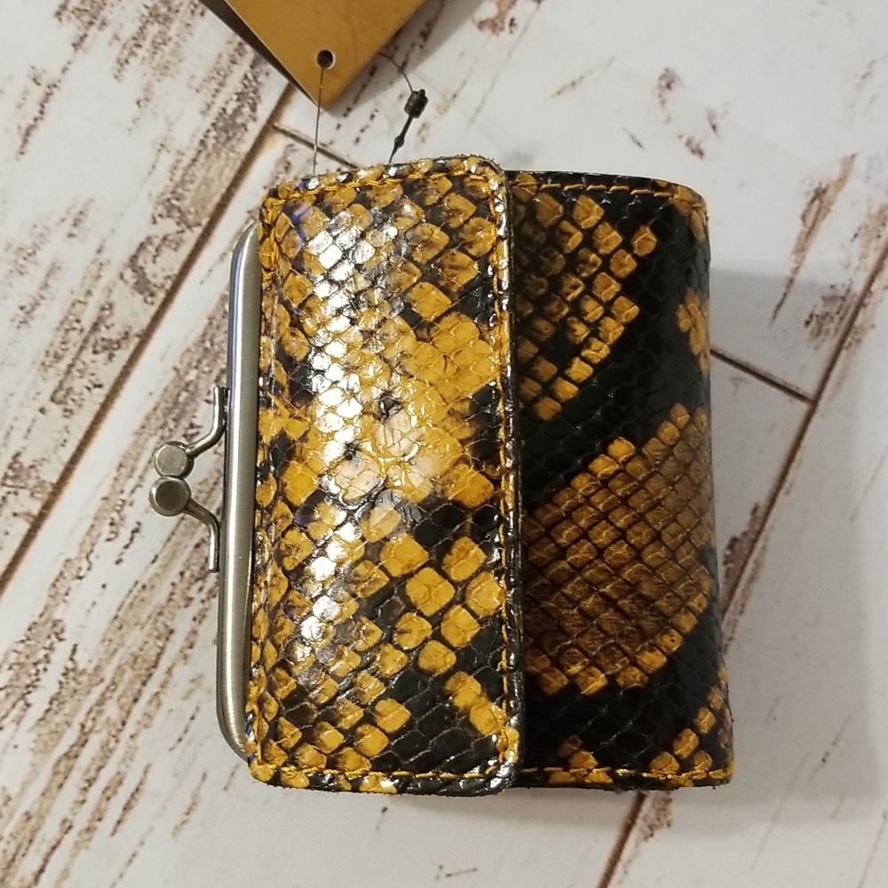 Patricia Nash Astor Wallet NWT